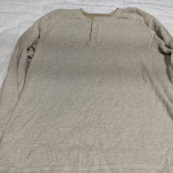 Shirt - Picture 2 of 3